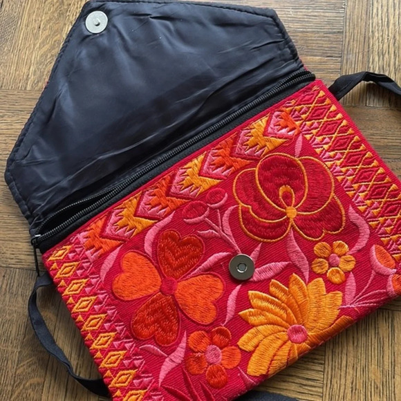 NWOT Beautiful Mexican hand crafted crossbody bag - Picture 7 of 7